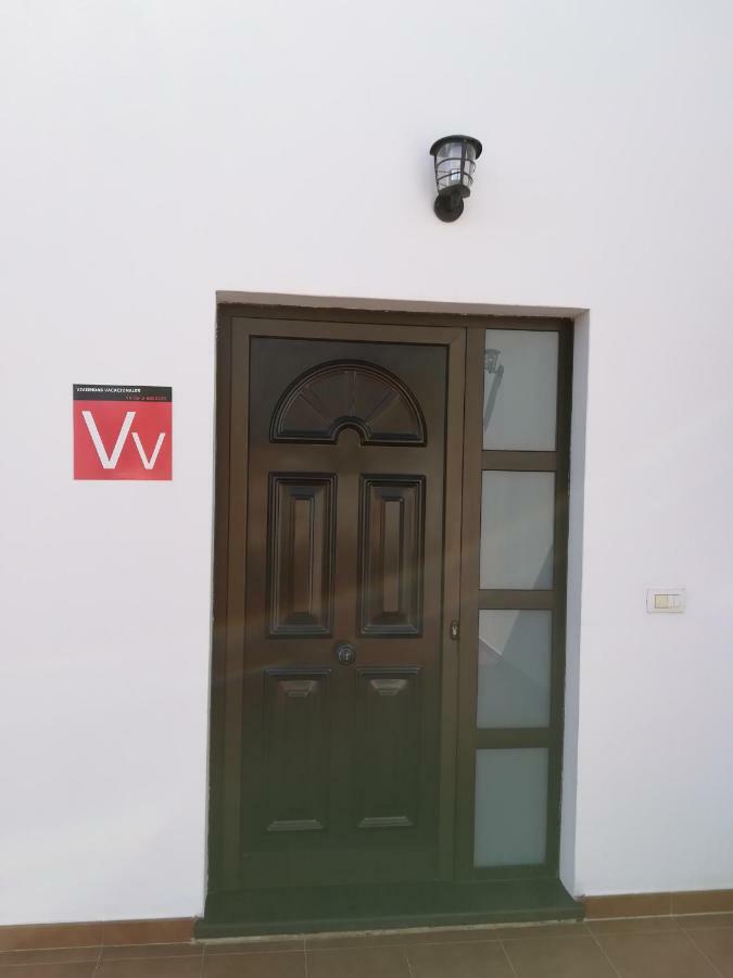 Vivienda Vacacional La Canada Tinajo Exterior photo